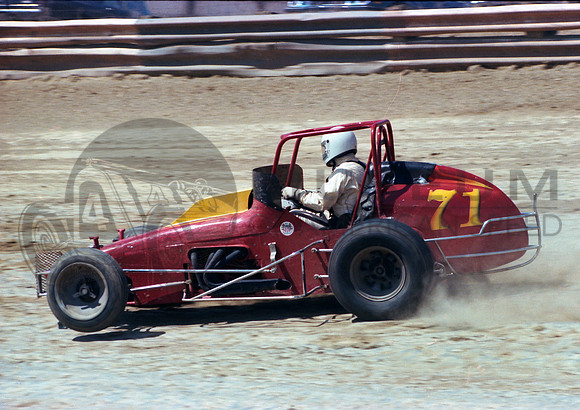 Ed Lute  Eldora 4-10-77