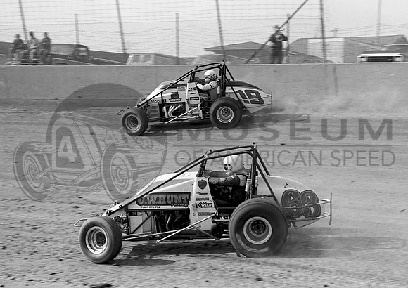 Jack Hewitt #63 Jac Haudenschild   Eldora 3-27-88