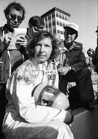 Indy 76