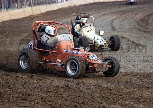 Miller #40 with Lonnie Caruthers   Kokomo 6-14-79