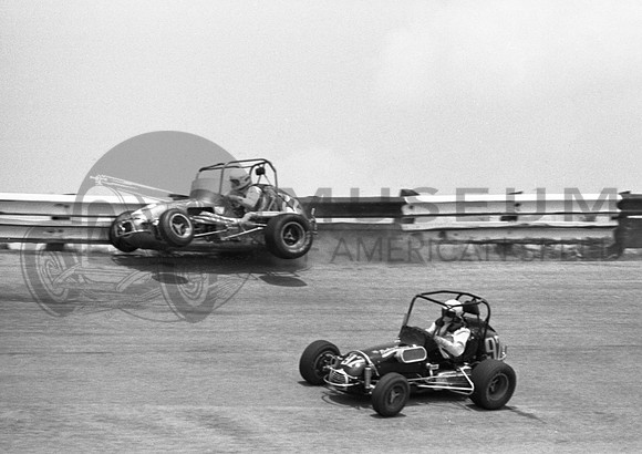 Astone into the wall with Mike Stroud #97 Salem 5-26-75